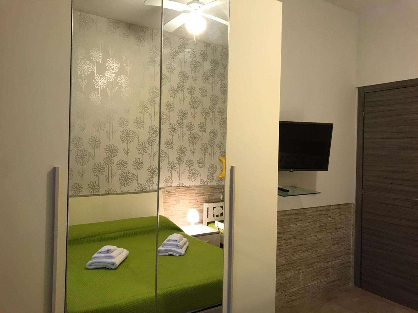 Villa Tellina Mare Luna Granelli Bagian luar foto