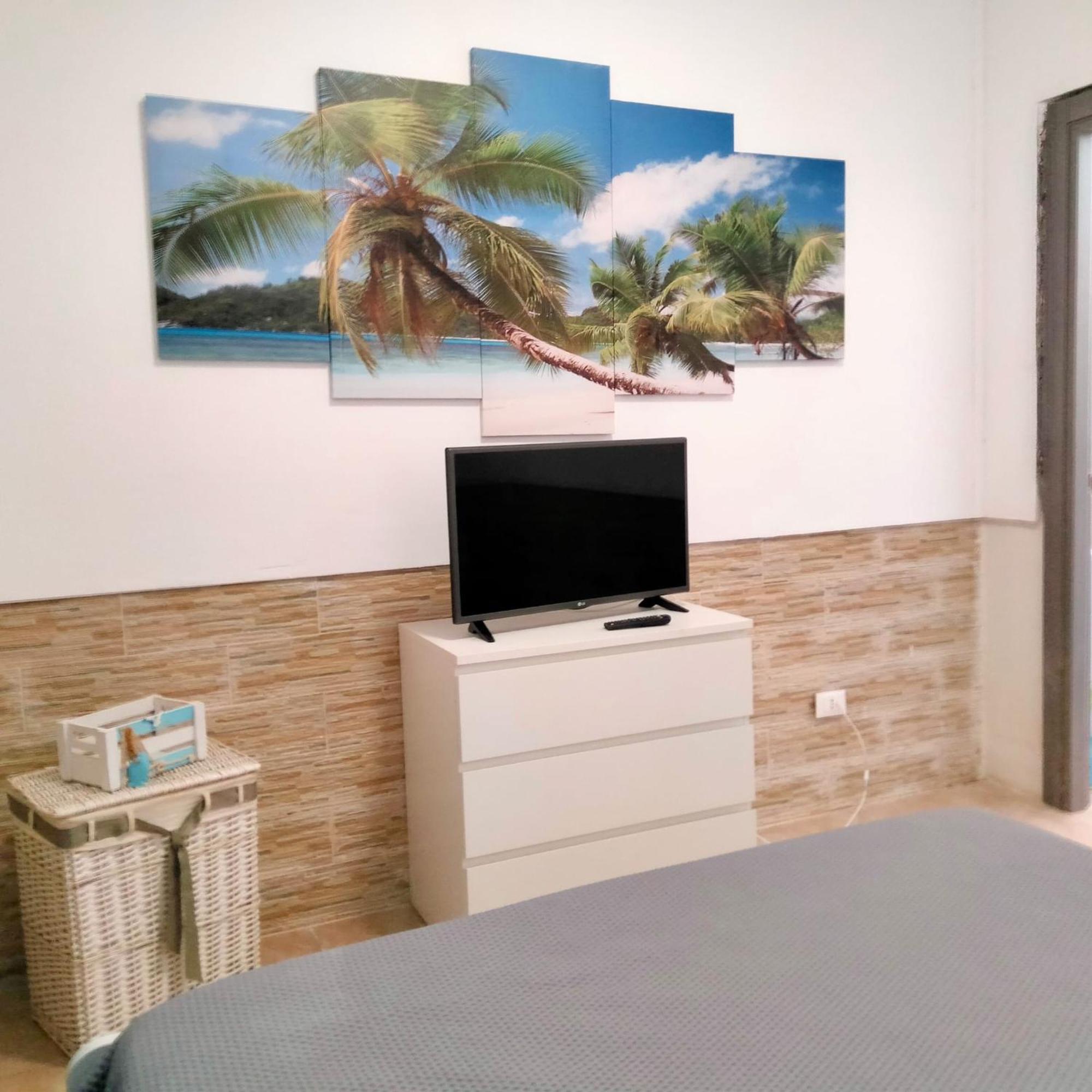 Villa Tellina Mare Luna Granelli Bagian luar foto